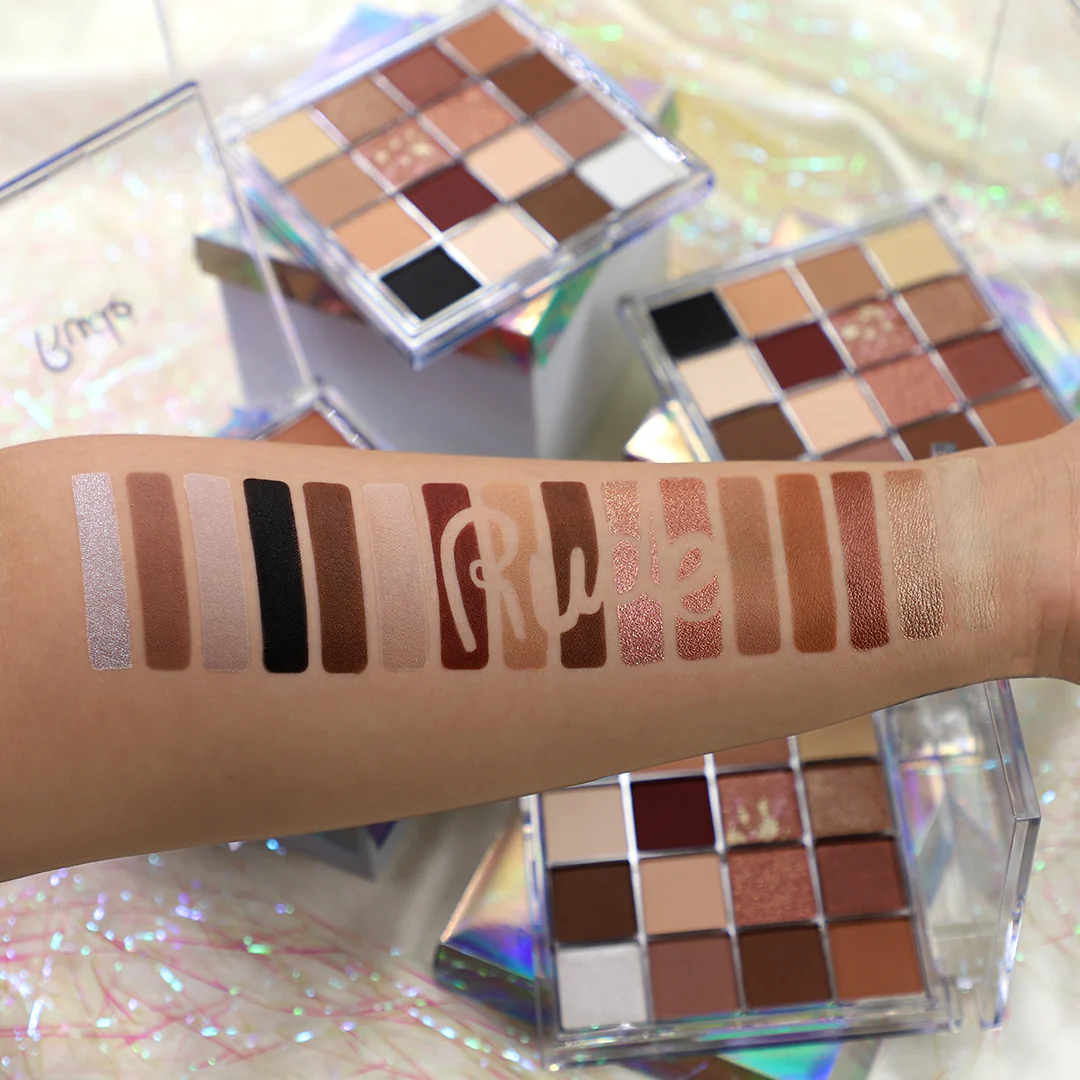 Be Square Pressed Pigments & Shadows - Geeky - Image 3