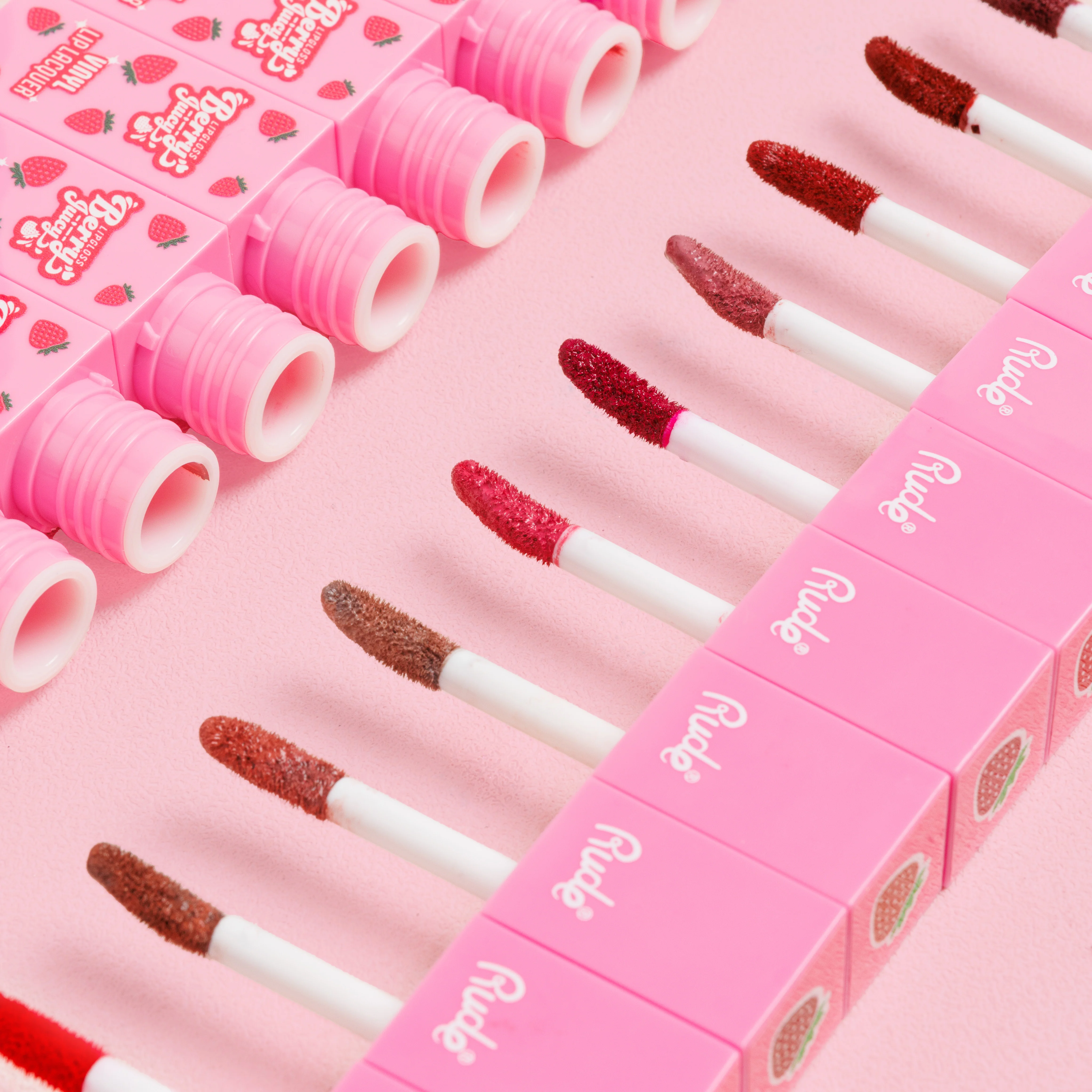 Berry Juicy Vinyl Lip Lacquer - Image 4