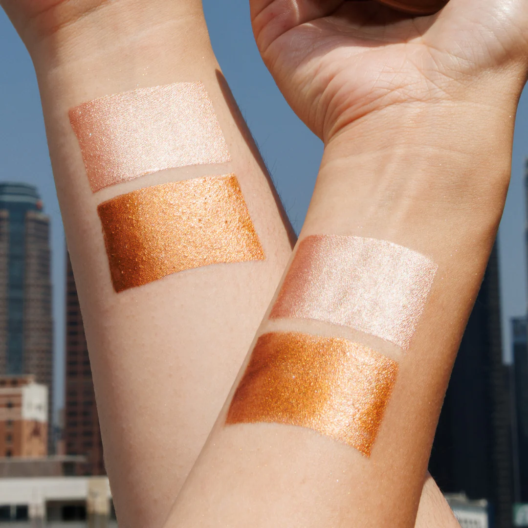 The Glow Up! Bronzing Drops - Image 4