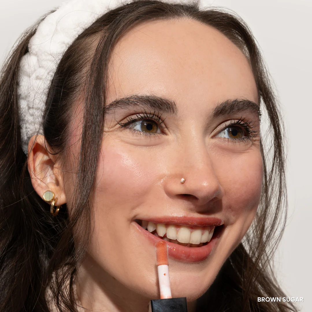 Lip Oil Massage Tinted & Plumping Lip Oil - Image 6