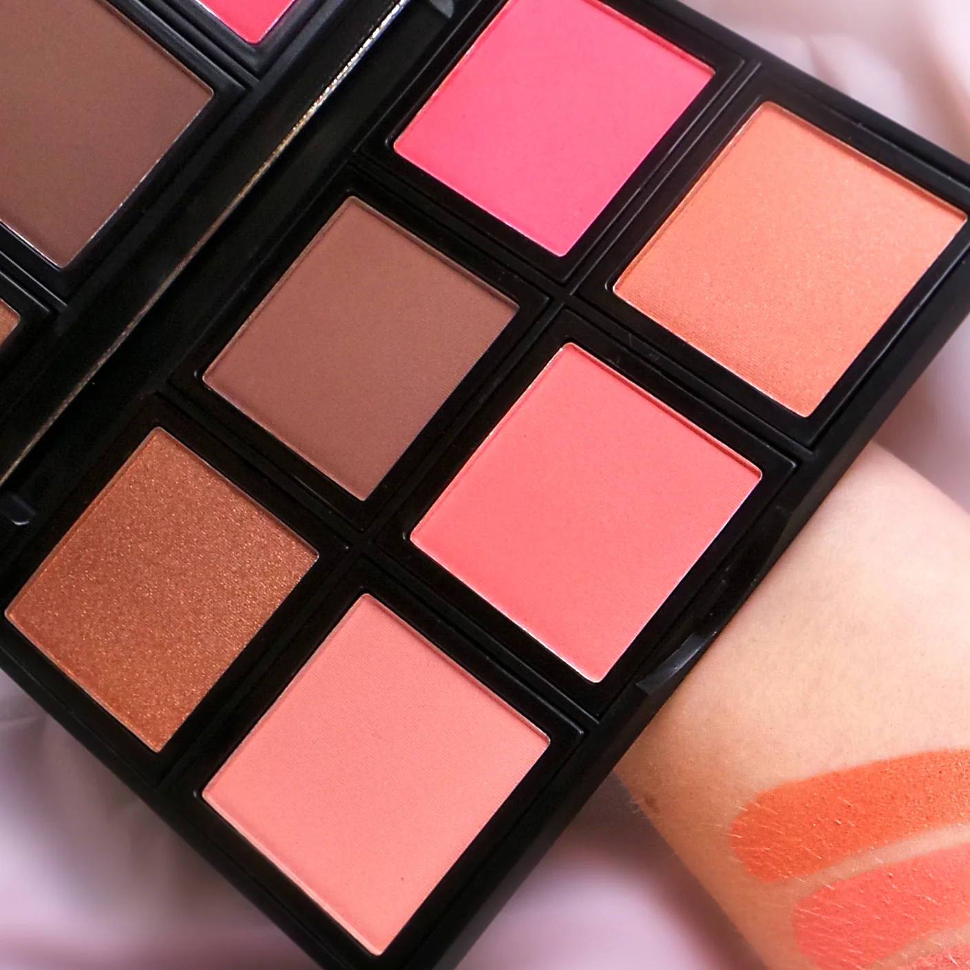 Undaunted Blush Palette - Image 3
