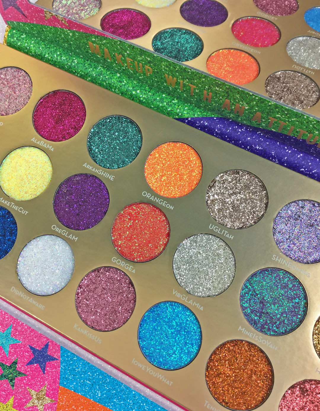 United Shades of Glitter - 21 Pressed Glitter Eyeshadow Palette - Image 5