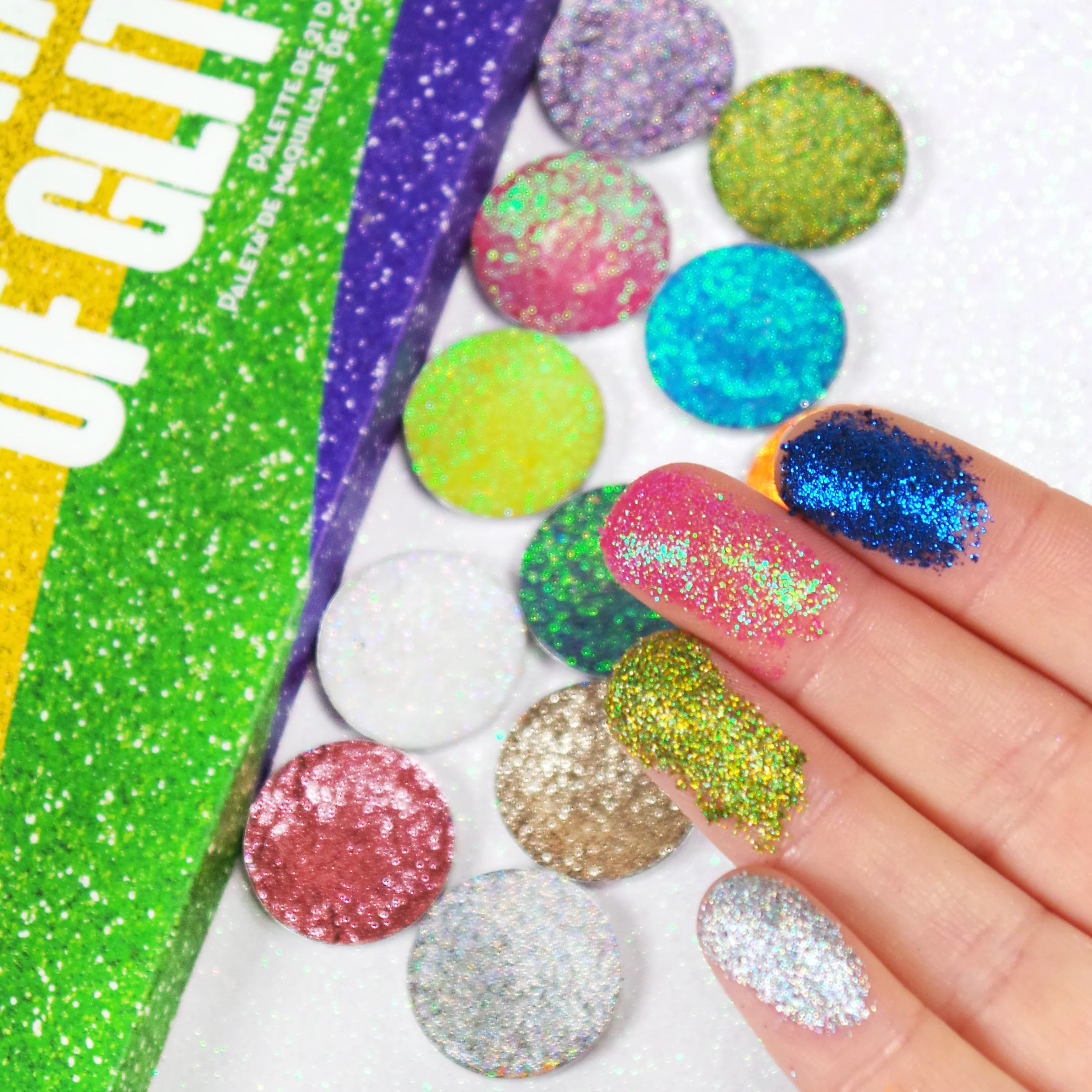 United Shades of Glitter - 21 Pressed Glitter Eyeshadow Palette - Image 7